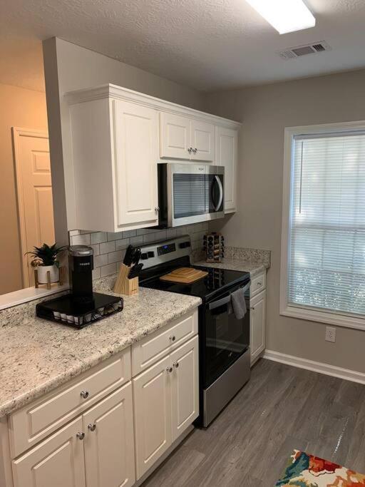 Comfy, Stylish Townhome Near I-20! Augusta Bagian luar foto