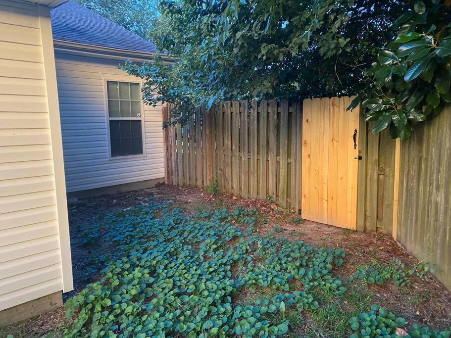 Comfy, Stylish Townhome Near I-20! Augusta Bagian luar foto